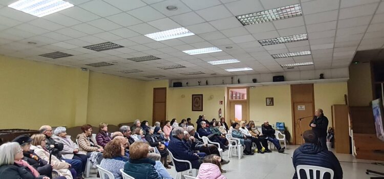 El Buen Pastor se toma un café misionero con Mons. Jesús Ruiz Molina