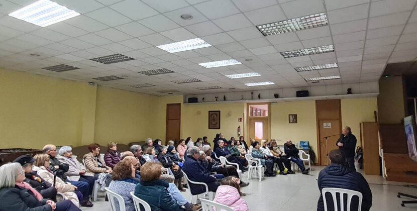 El Buen Pastor se toma un café misionero con Mons. Jesús Ruiz Molina