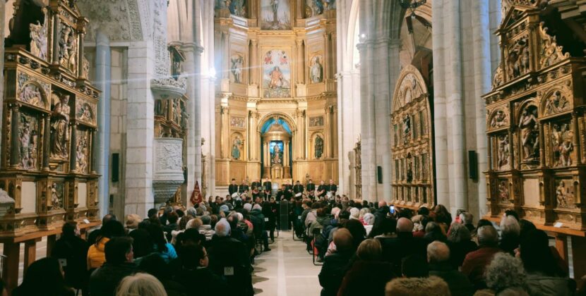 ‘Ecos de la Pasión’ congrega en el Museo del Retablo a cerca de 300 personas