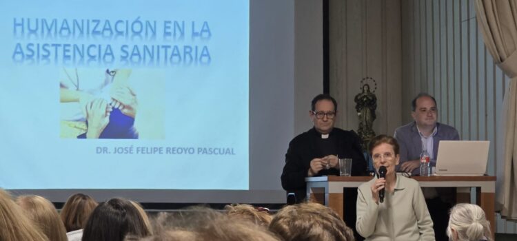 «La bondad y la sonrisa también curan»