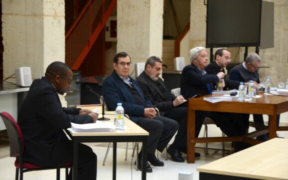 «En mi país, vivir la eucaristía es construir la paz»