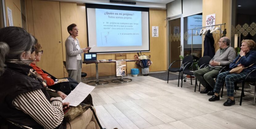 Los cofrades se forman conociendo la Pastoral de la Salud