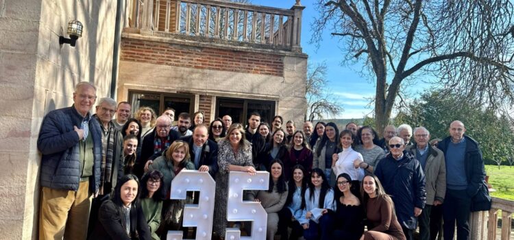 Fundación Candeal-Proyecto Hombre, galardonada con el premio Valores por encima del Valor