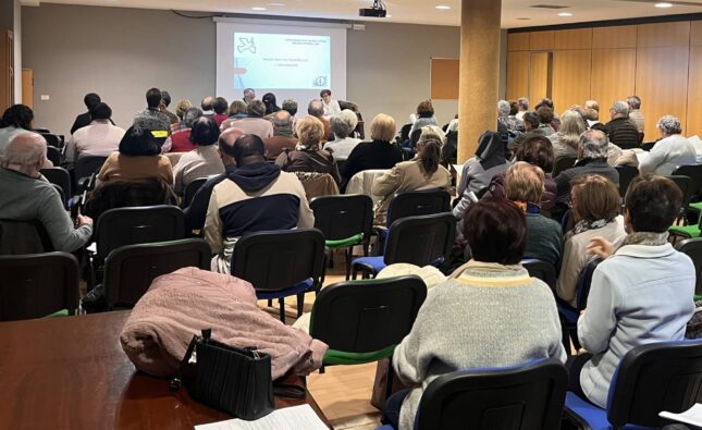 Miranda clausura sus charlas ‘Iglesia en el Mundo Actual’ sobre la paz