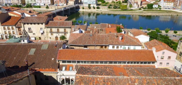 La comunidad cristiana de Miranda se solidariza en el dolor de las víctimas del incendio