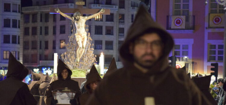 Diez años de Pasión y Silencio