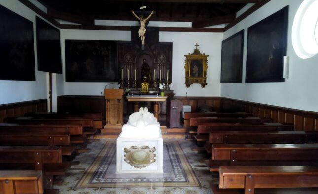 La ermita de San Amaro reabre sus puertas este viernes