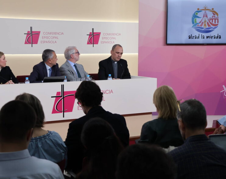 La CEE presenta el logo y el lema del viaje del papa León XIV a España