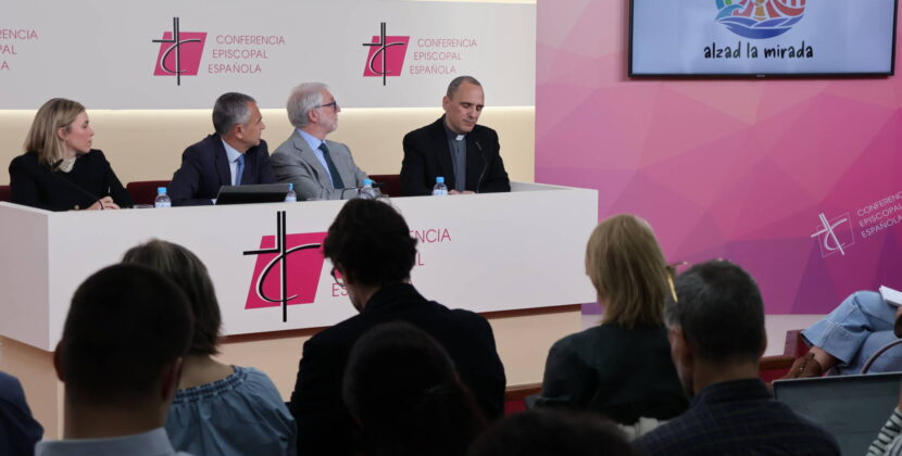 La CEE presenta el logo y el lema del viaje del papa León XIV a España