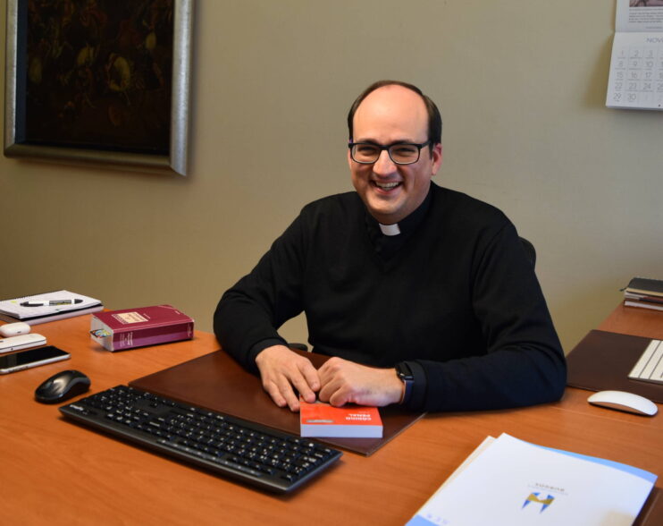 El sacerdote Carlos Azcona trabajará para la Secretaría de Estado de la Santa Sede