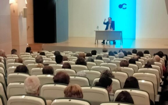 «La Iglesia debe dar un paso adelante para contribuir a un modelo de ciudad más humana»