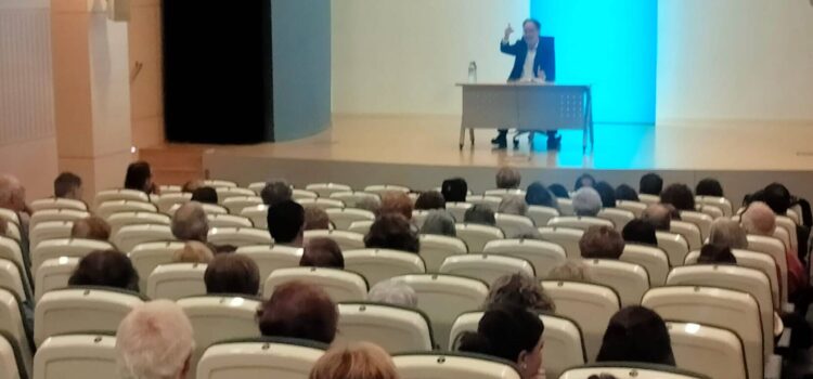 «La Iglesia debe dar un paso adelante para contribuir a un modelo de ciudad más humana»