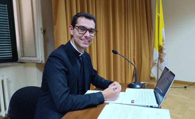 Víctor López Pelarda obtiene el Doctorado en Teología en la Gregoriana de Roma