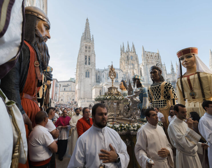 Burgos celebra el Corpus Christi en la Catedral y por las calles
