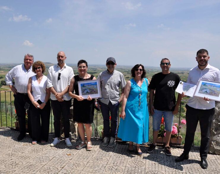 El Arzobispado, reconocido como socio de honor por la asociación La Olmera de Valcavado de Roa