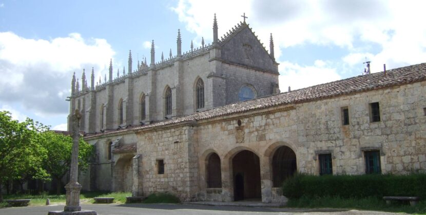 La Cartuja de Miraflores acompaña la visita del Papa León XIV con jabones y esencias de rosas