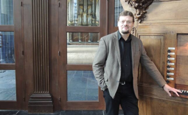 Sietze de Vries deslumbra en la Catedral de Burgos con un concierto de órgano memorable