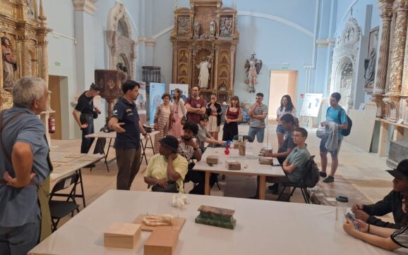 Un taller de escultura para acercar el patrimonio a las nuevas generaciones