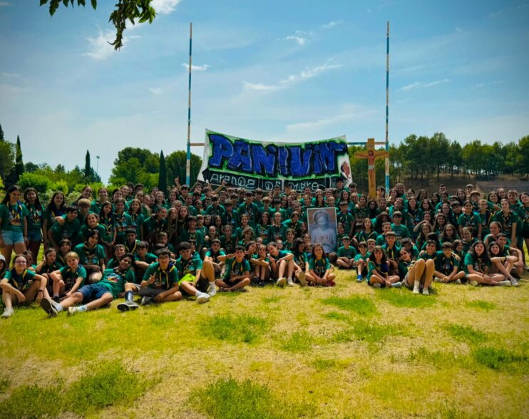 Niños y jóvenes de la Ribera «asaltan» el castillo de Tarazona en una aventura de fe y convivencia