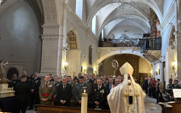El Arzobispo recuerda a la Policía Nacional, en el día de sus patronos, que la verdadera grandeza no está en imponer, sino en proteger