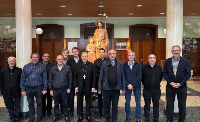 El Arzobispo de Burgos preside el primer Colegio de Arciprestes, dando la bienvenida a tres nuevos miembros