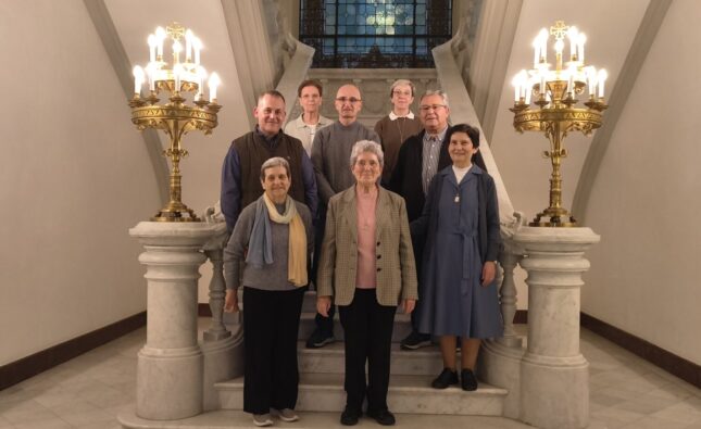 Reunión de la nueva Junta Directiva de CONFER de Burgos