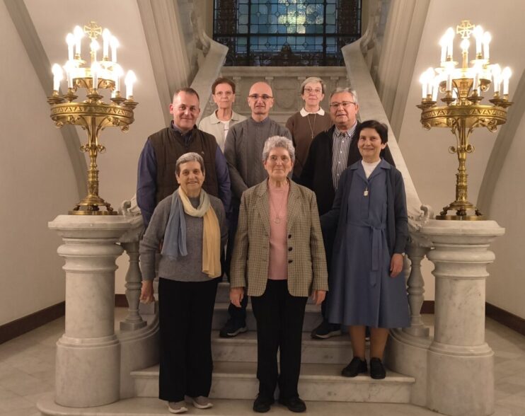 Reunión de la nueva Junta Directiva de CONFER de Burgos
