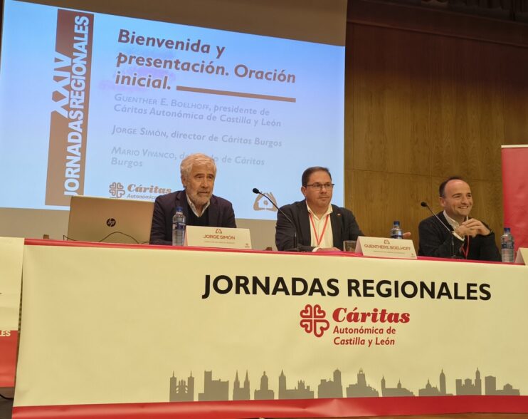 Cáritas Castilla y León analiza y reflexiona sobre la vivienda como un derecho inherente a todos